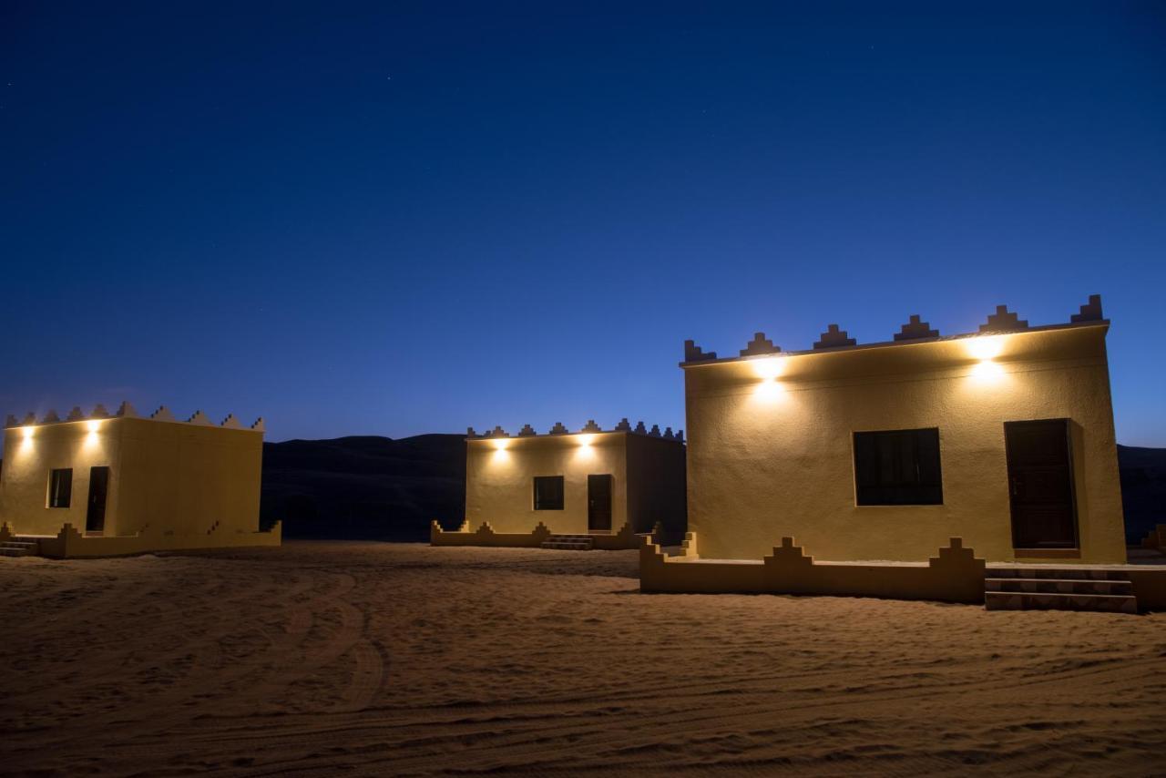 Hotel Al Hawiyah Camp Extérieur photo